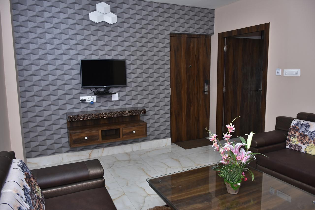 Hotel Daftari Palace Kishanganj ภายนอก รูปภาพ